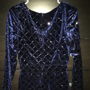 Short long sleeve dress